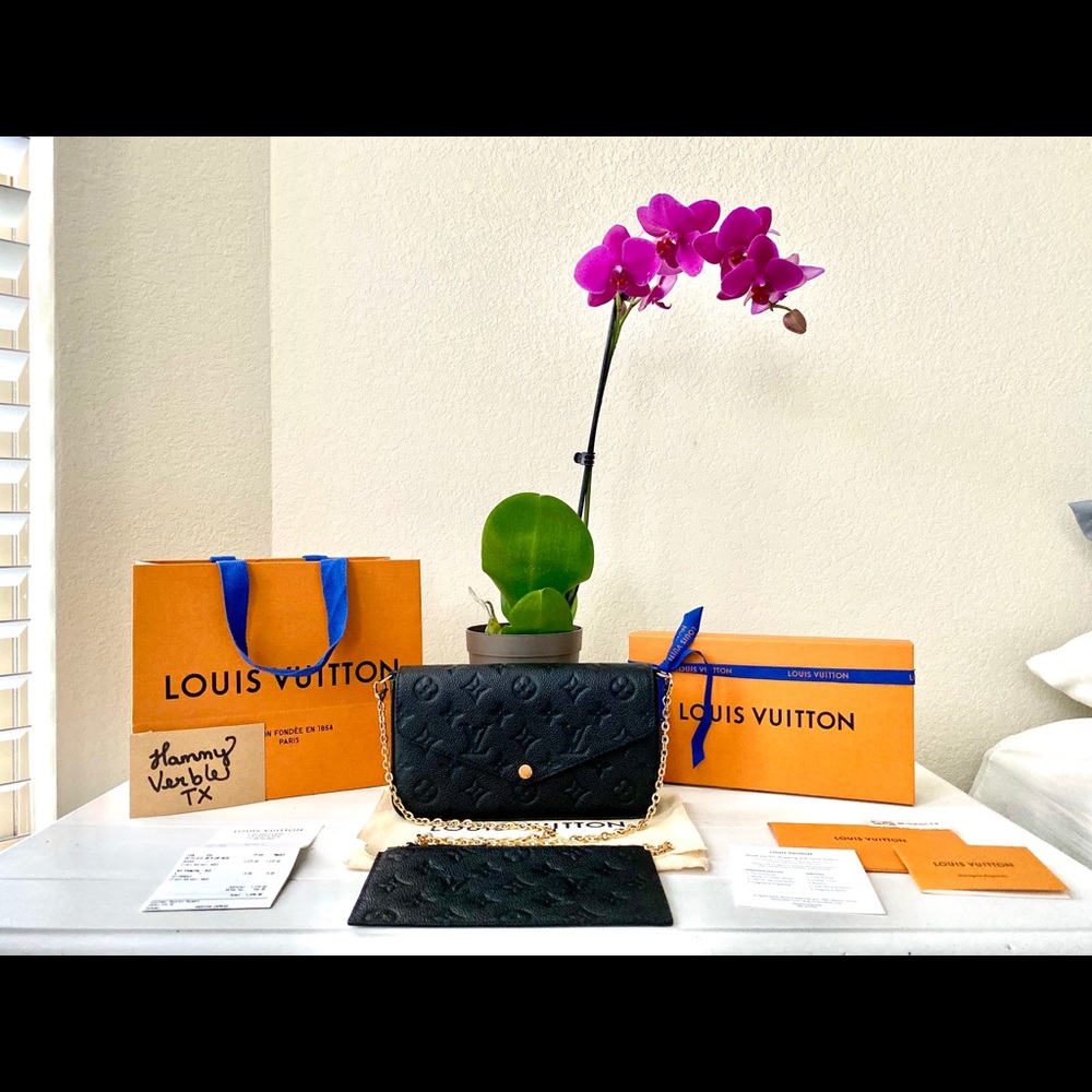 🖤SOLD🖤 Louis Vuitton Felicie Pochette Empriente